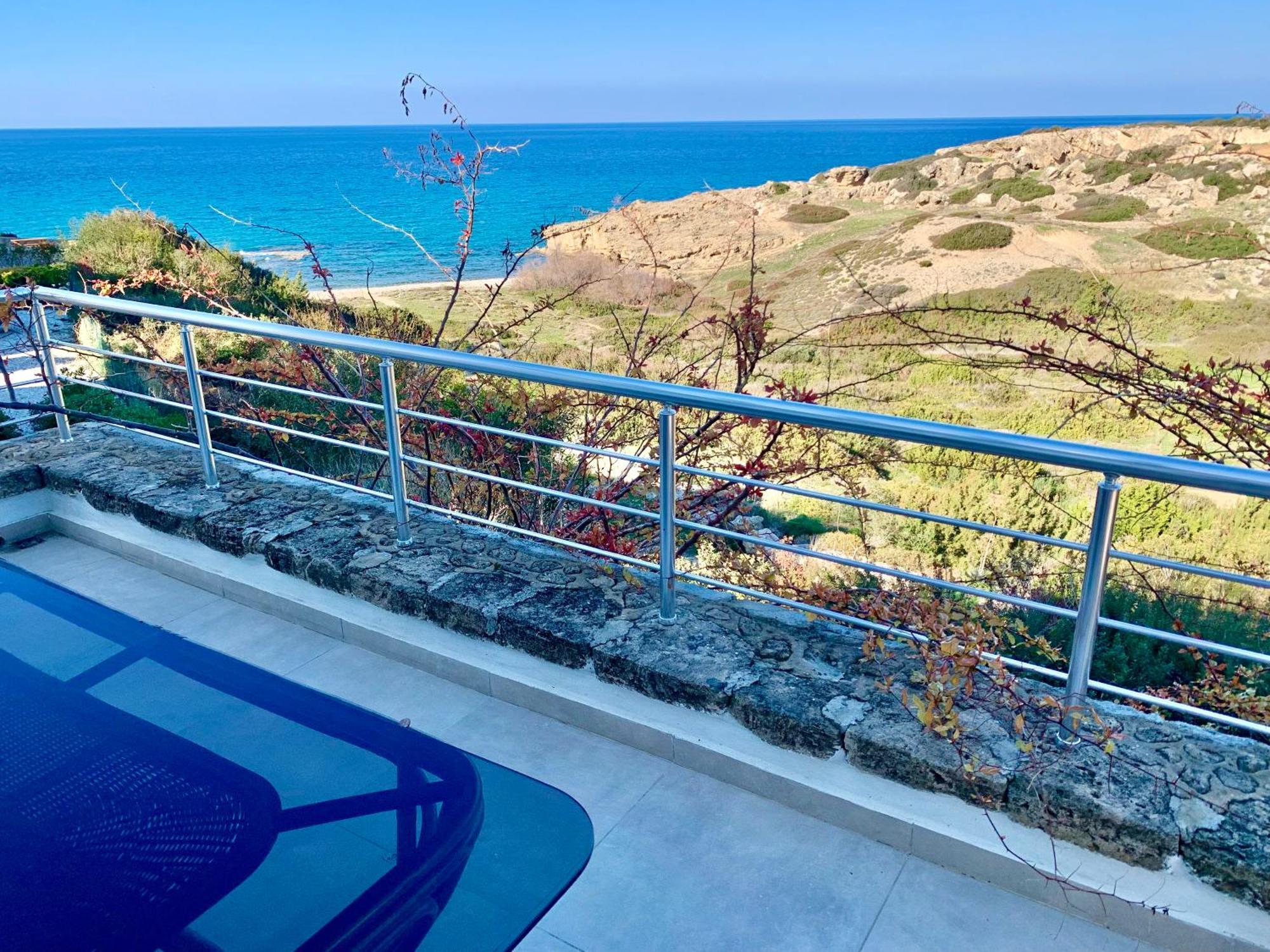 Boho Bay Apartment Akanthou Exterior photo