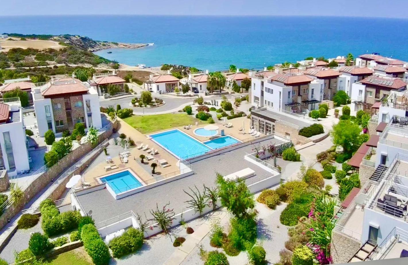 Boho Bay Apartment Akanthou Exterior photo
