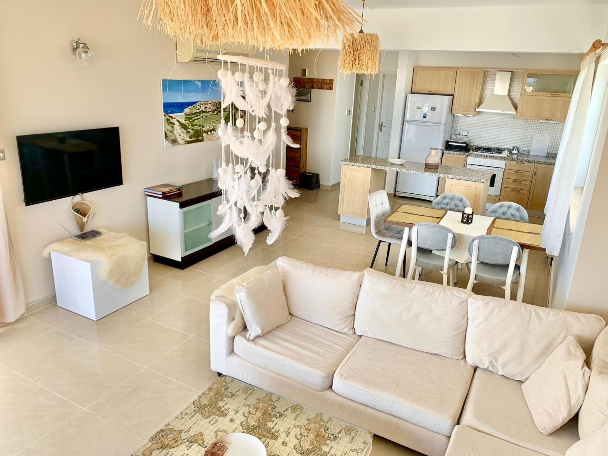 Boho Bay Apartment Akanthou Exterior photo